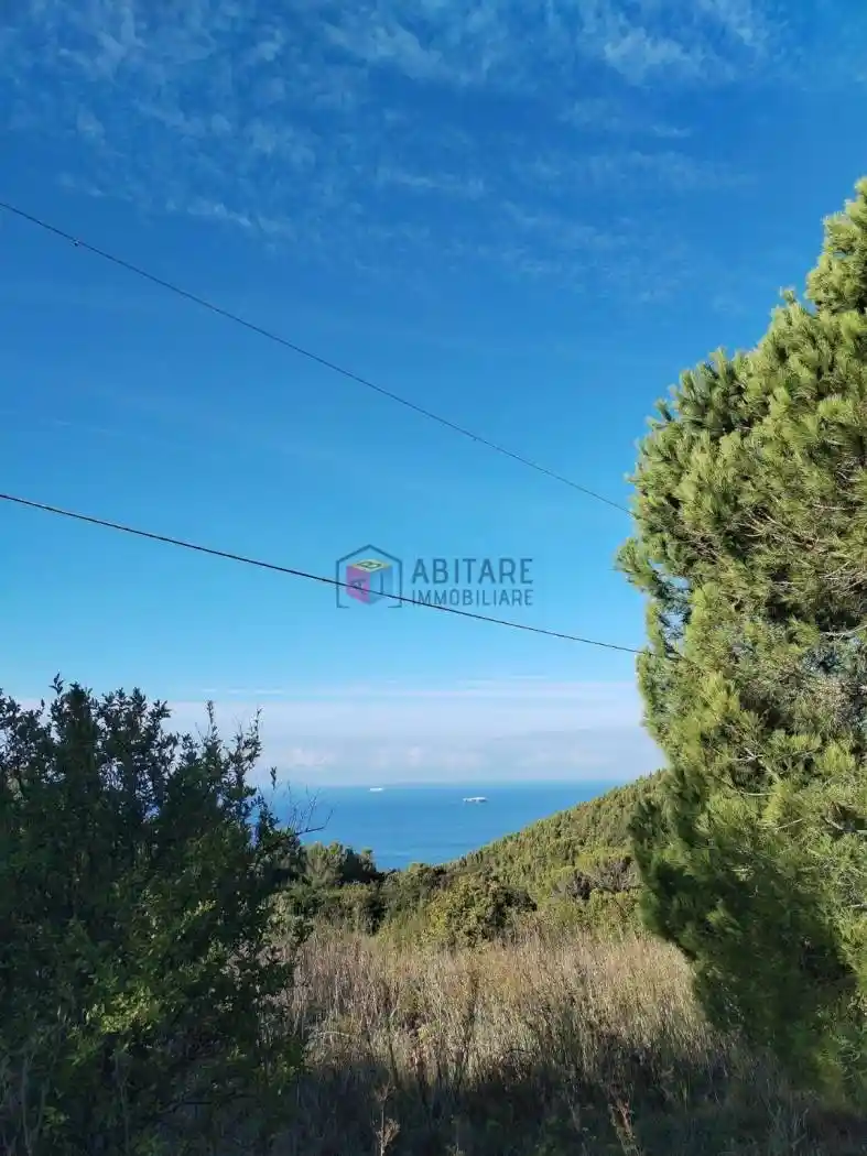 Casa indipendente in vendita a Livorno
