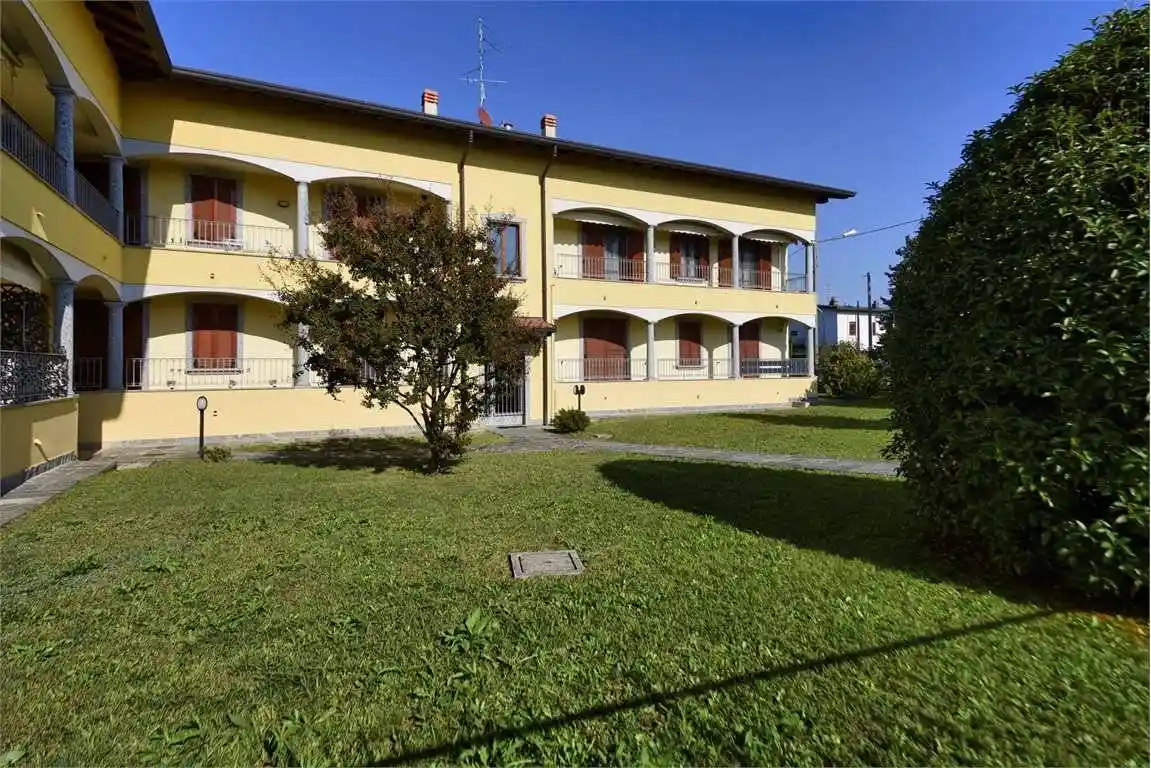 Appartamento in vendita a Mozzate