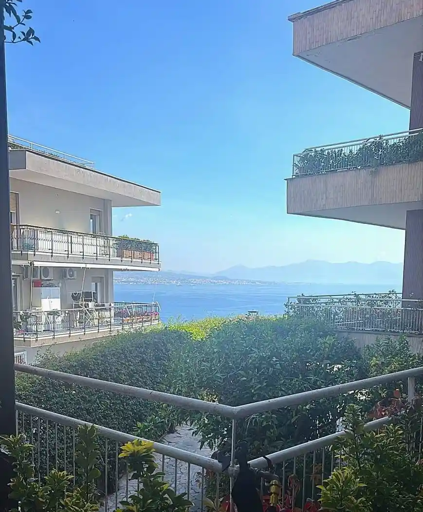 Appartamento in affitto a Napoli