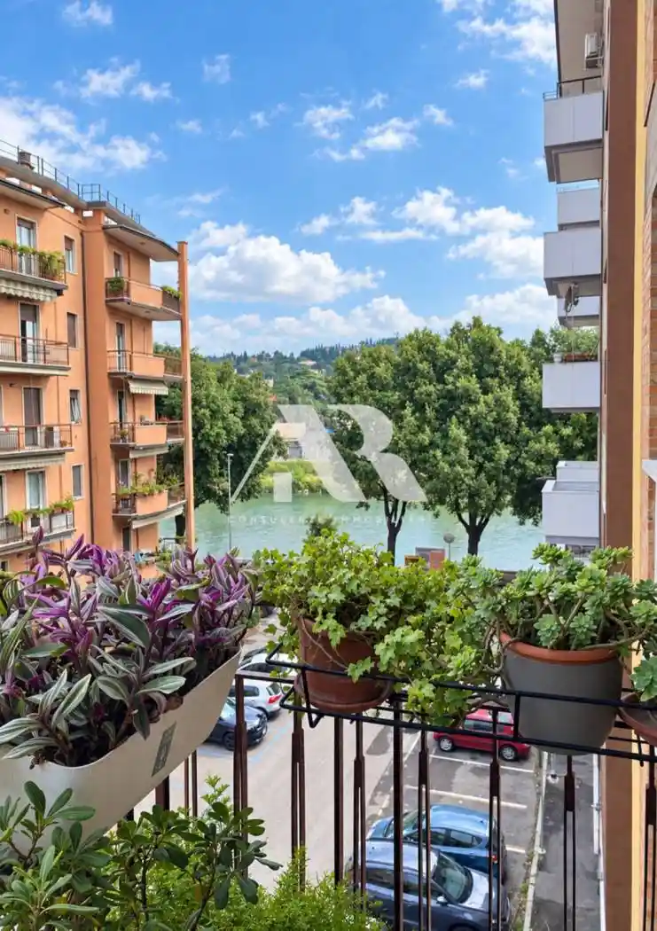 Appartamento in vendita a Verona