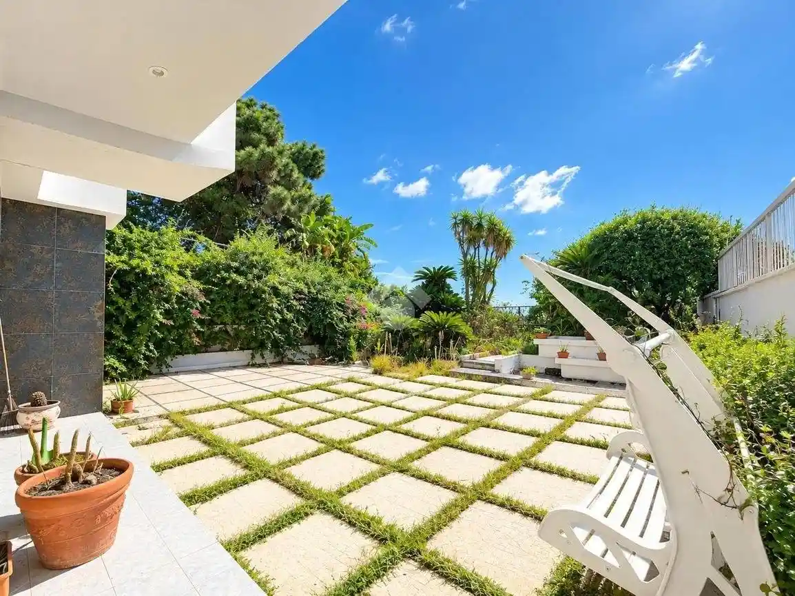 Villa in vendita a Napoli