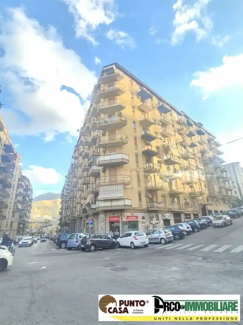 Appartamento in vendita a Palermo