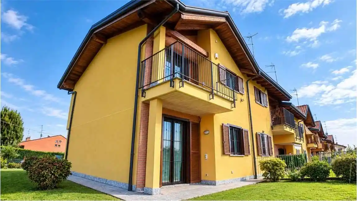Villa in vendita a Fenegrò
