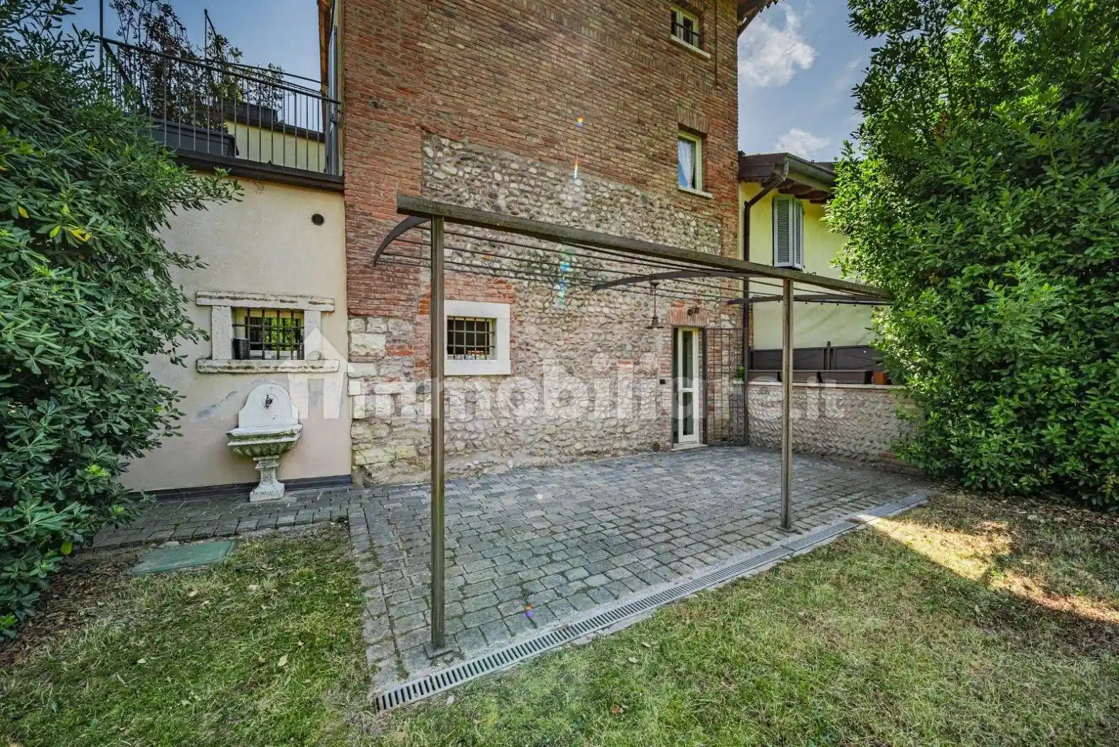 Villetta a schiera in vendita a Brescia