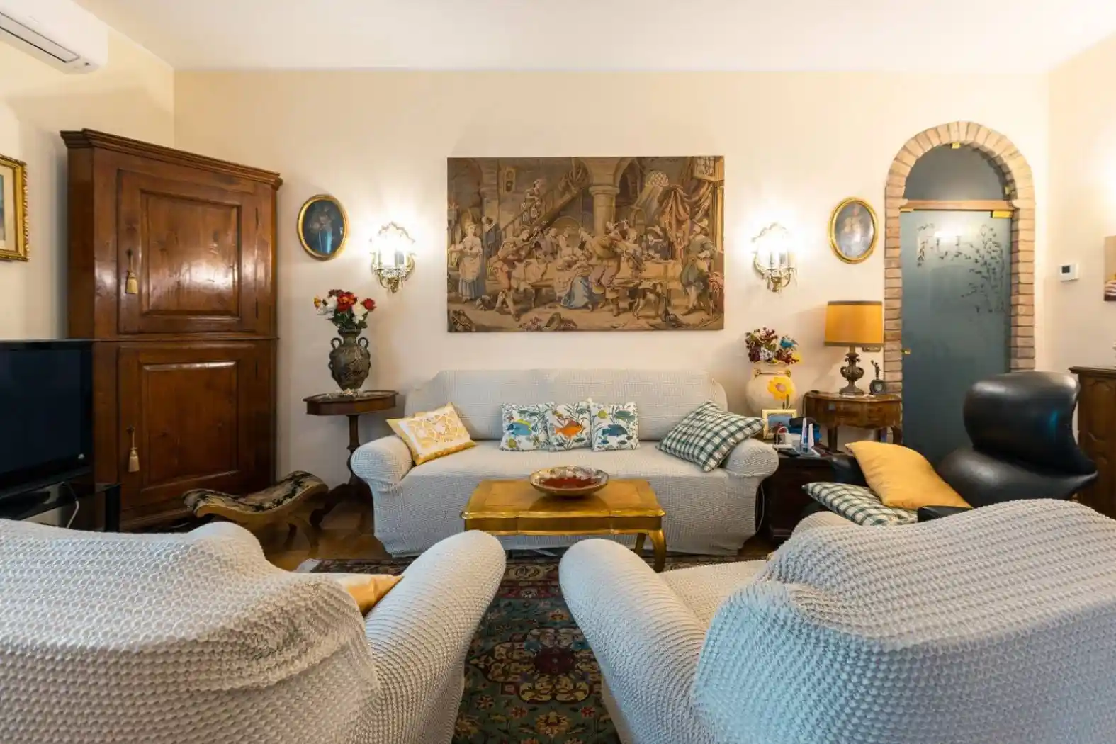 Villa in vendita a Piacenza