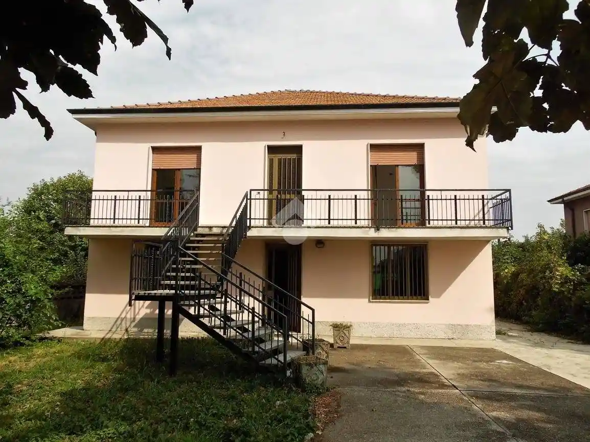 Villa in vendita a Limbiate