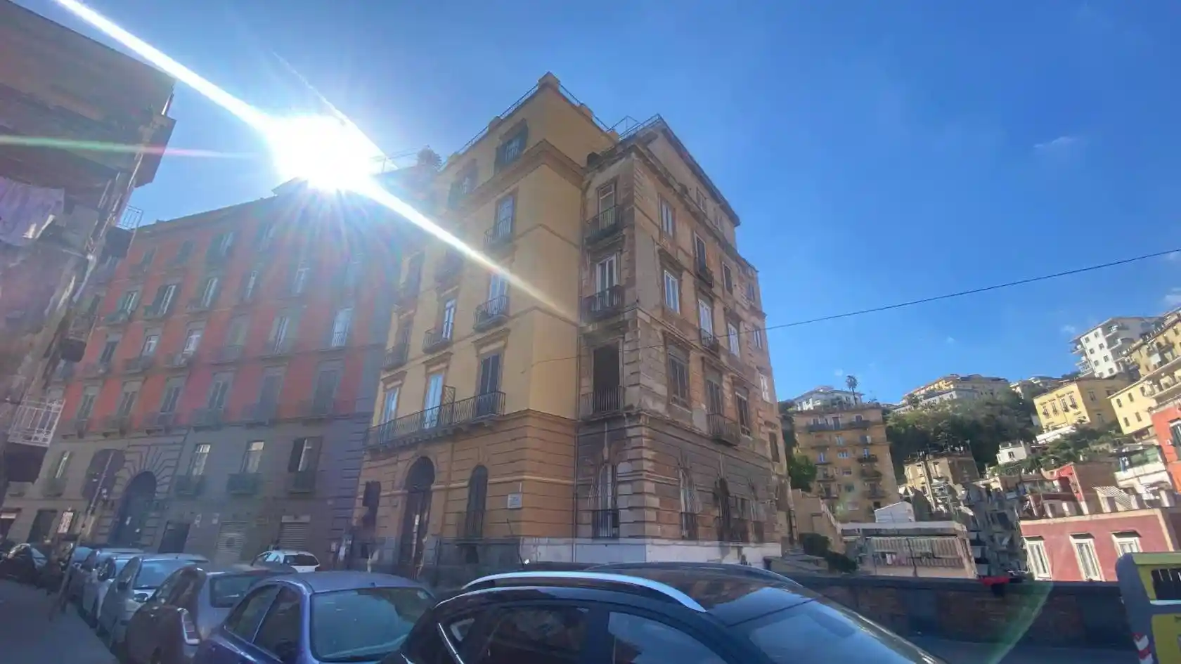 Appartamento in vendita a Napoli
