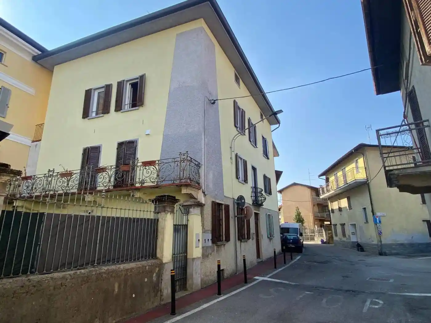 Casa indipendente in vendita a Valmorea