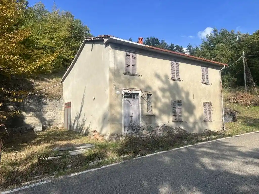 Casa indipendente in vendita a Bardi