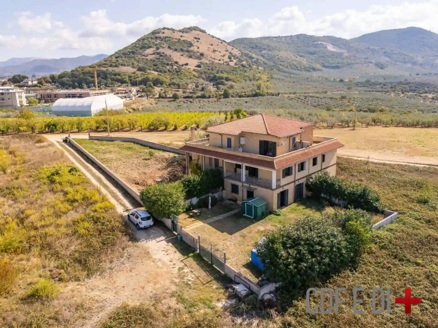 Villa - foto 2