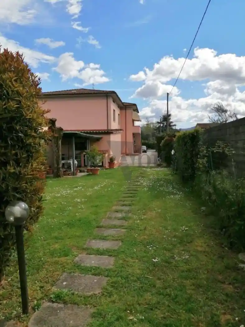 Villa in vendita a Capannori