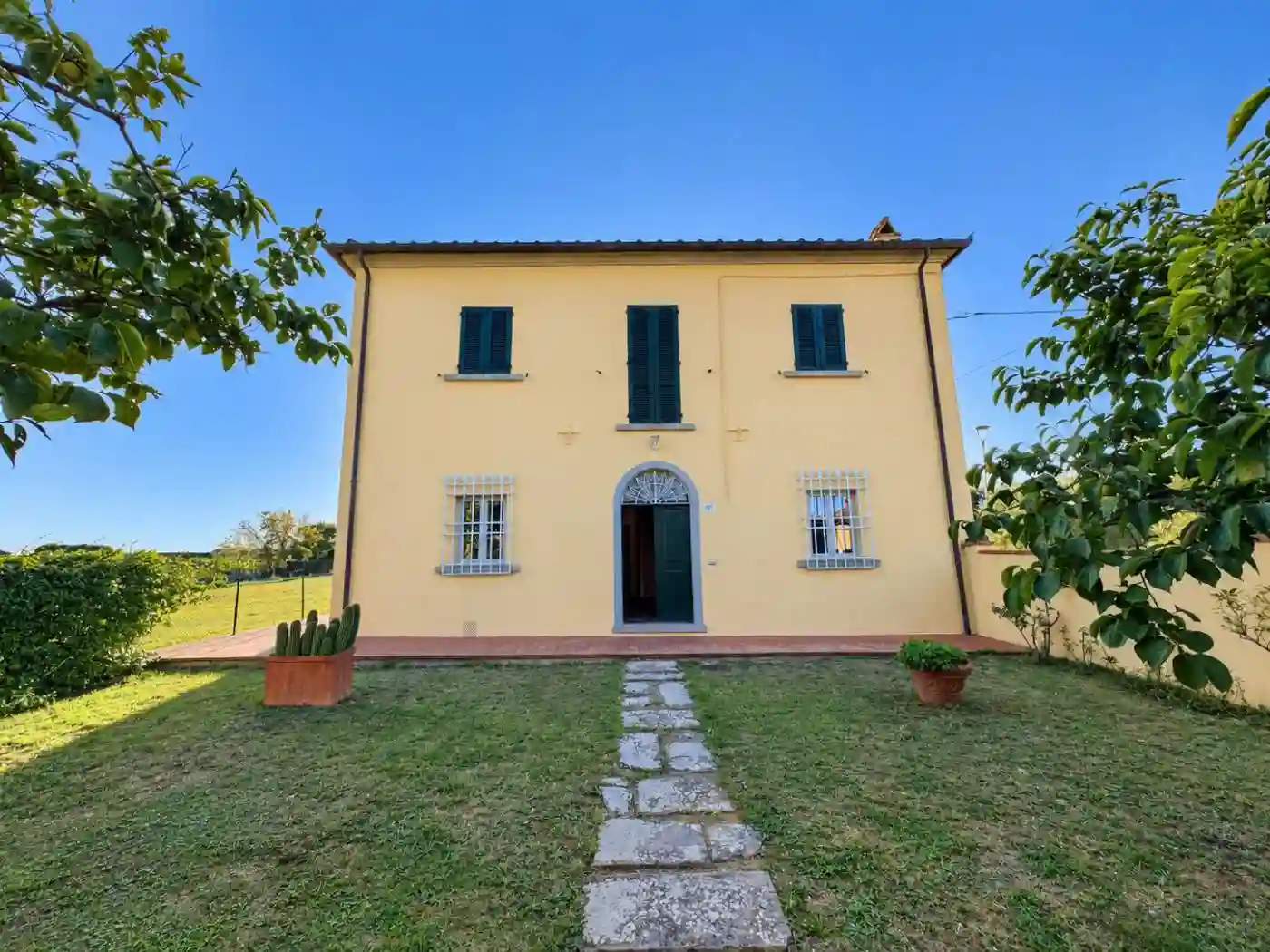 Villa - foto 2
