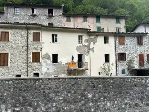 Rustico - Casale in vendita a Fabbriche di Vergemoli