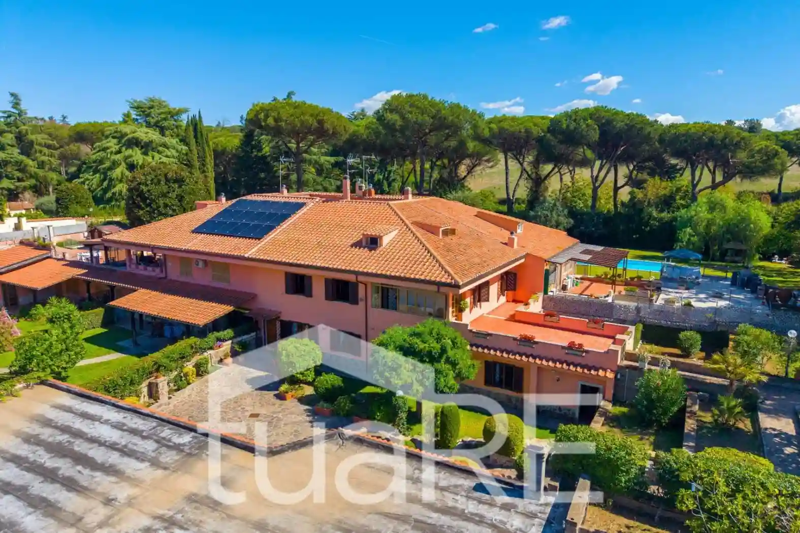 Villa - foto 2