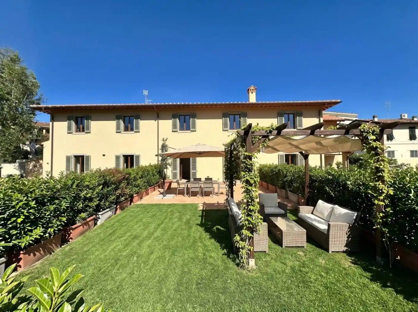 Casa indipendente in vendita a Firenze