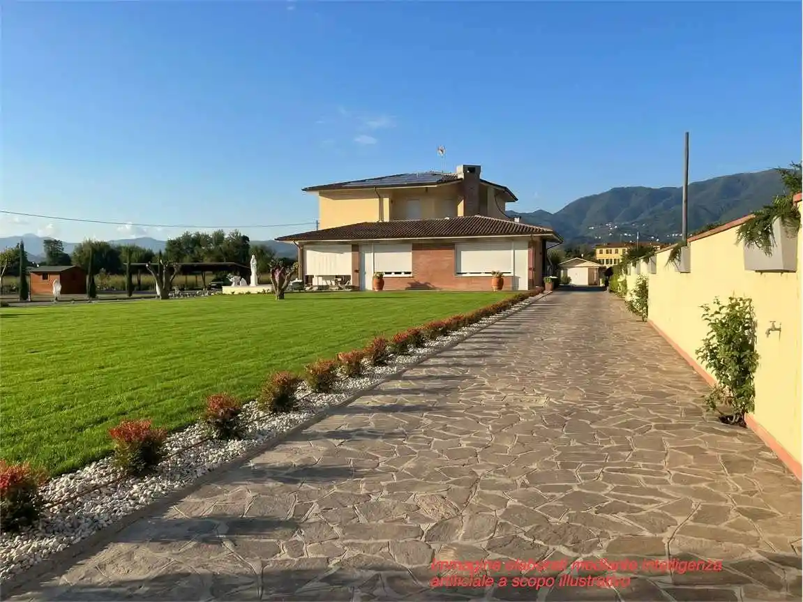 Villa in vendita a Capannori