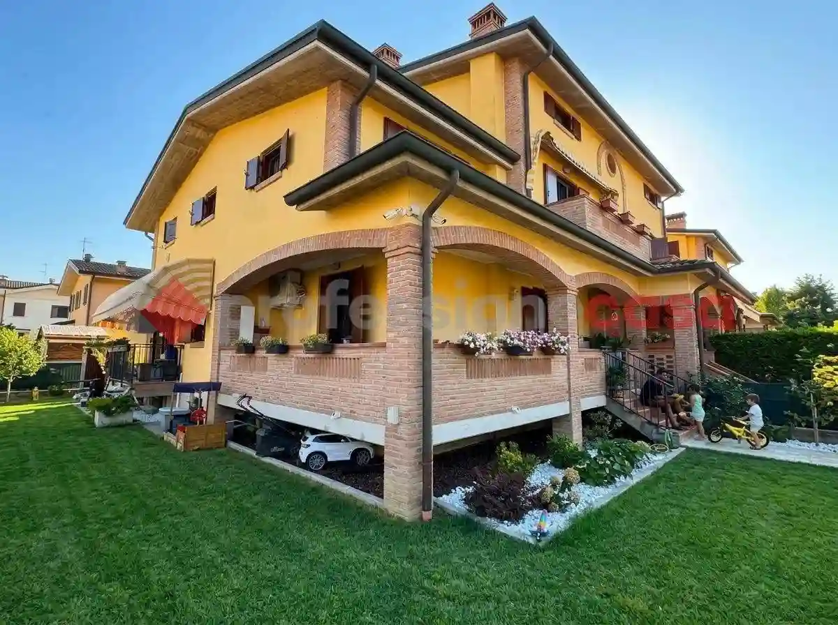 Villetta a schiera - foto 2