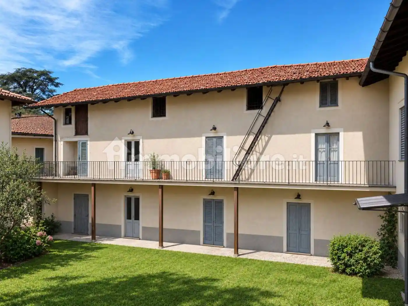Rustico - Casale in vendita a Varese