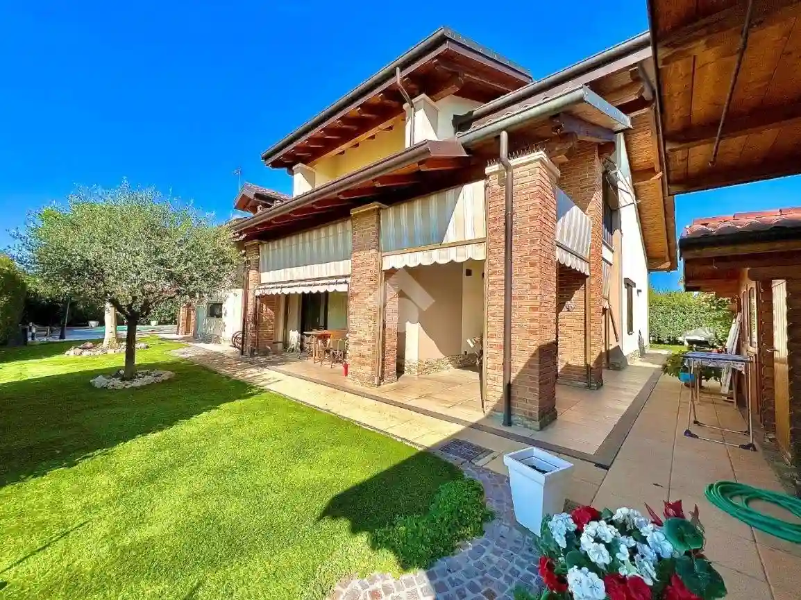 Villa - foto 3