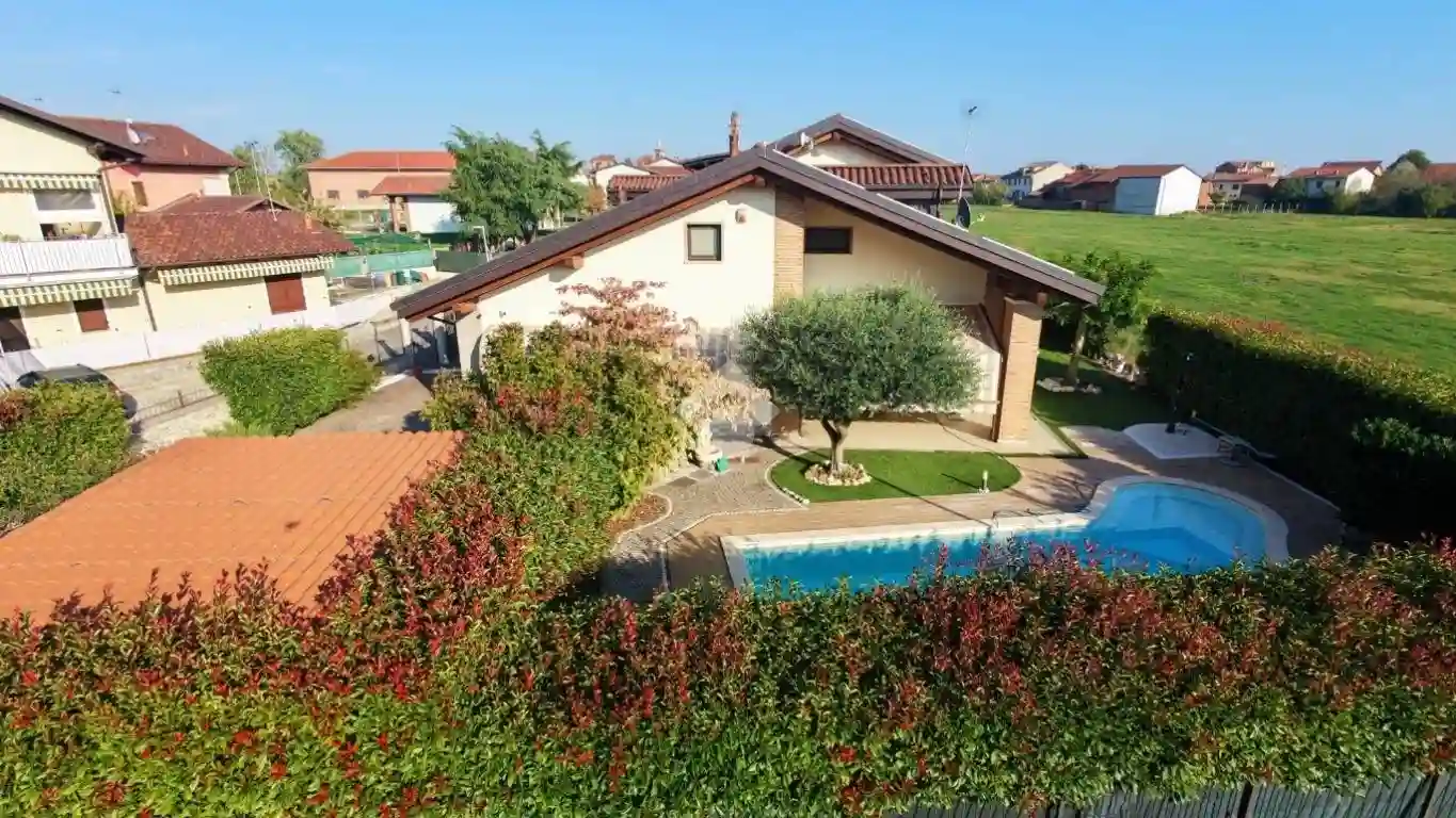 Villa - foto 4