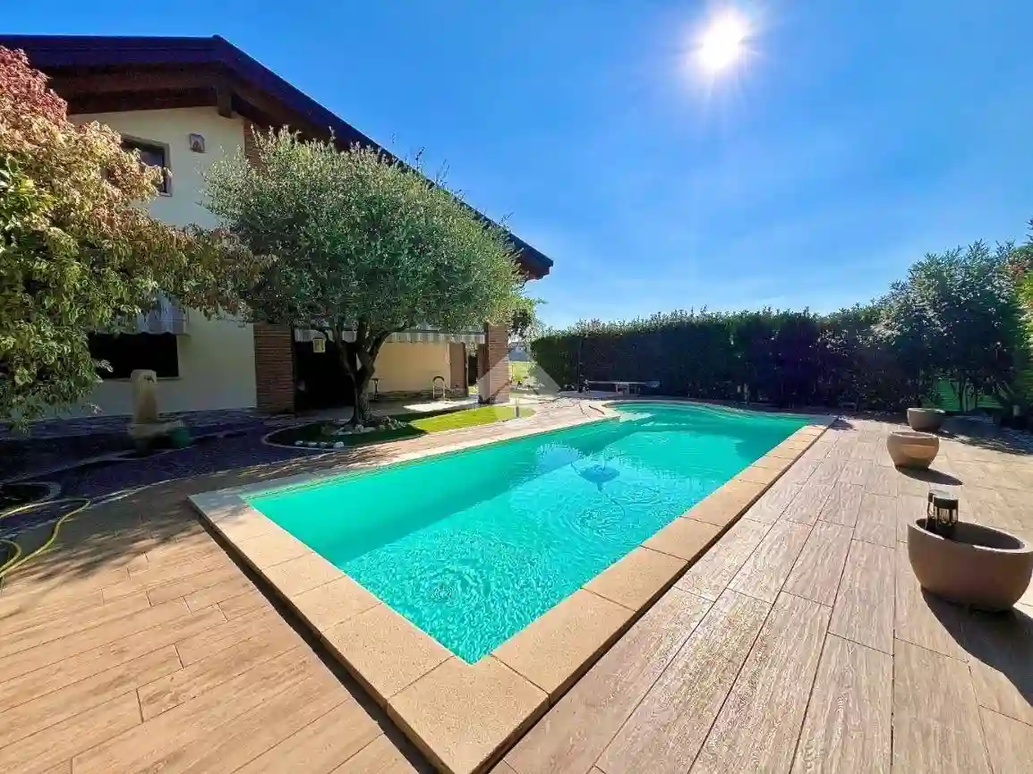 Villa - foto 5