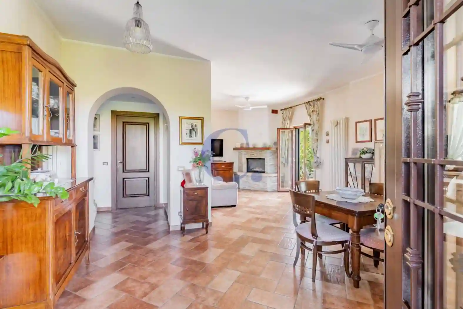 Villa - foto 2