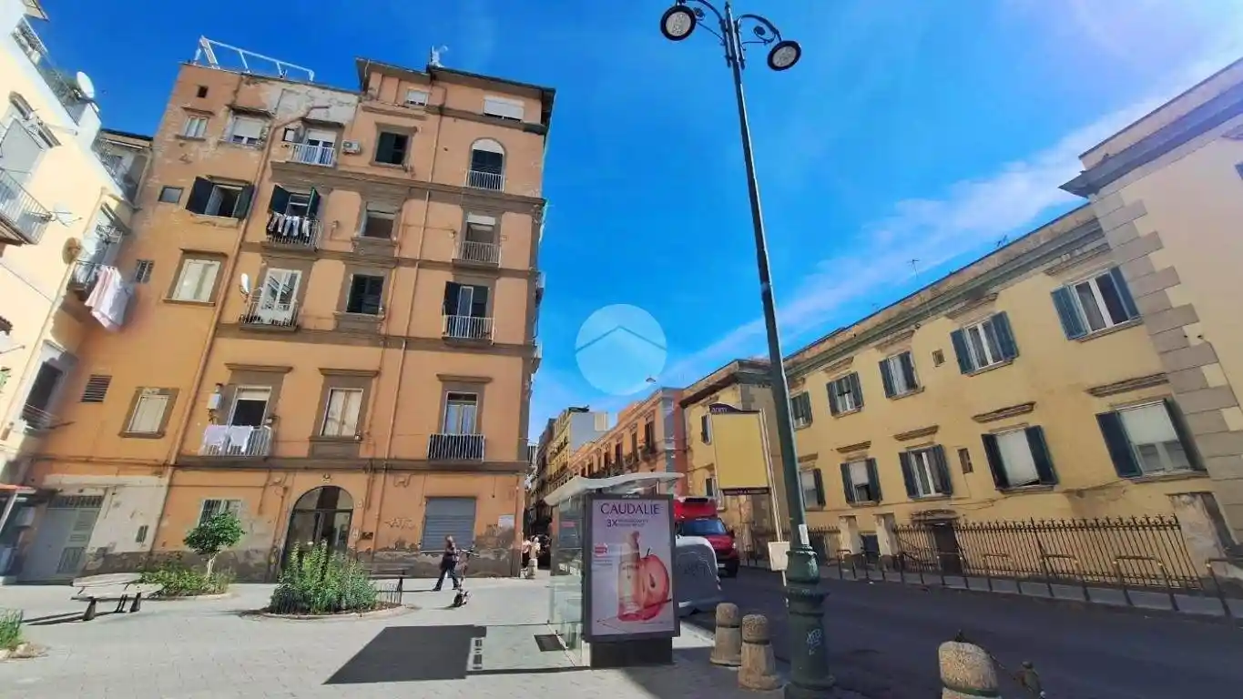 Appartamento in vendita a Napoli