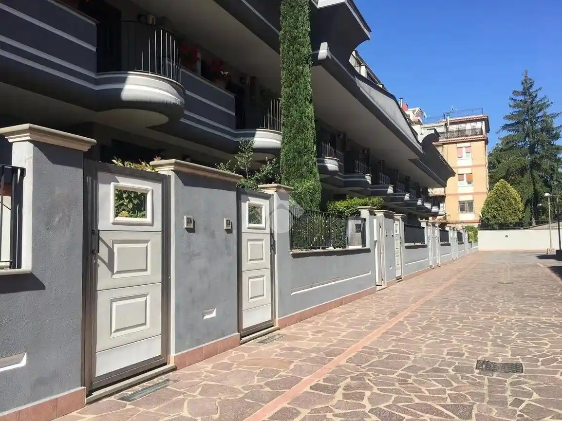 Villetta a schiera in vendita a Roma
