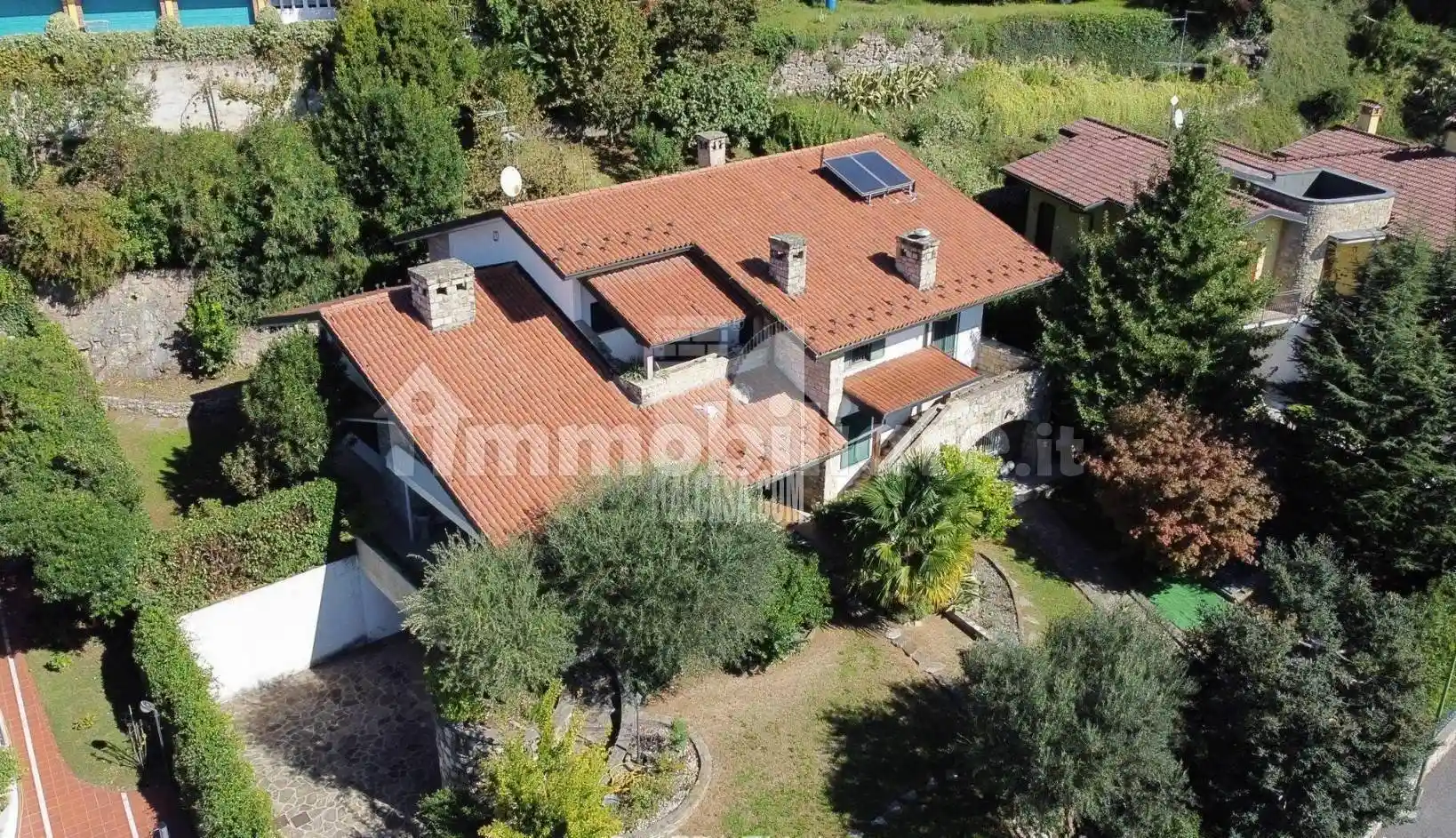 Villa in vendita a Trescore Balneario