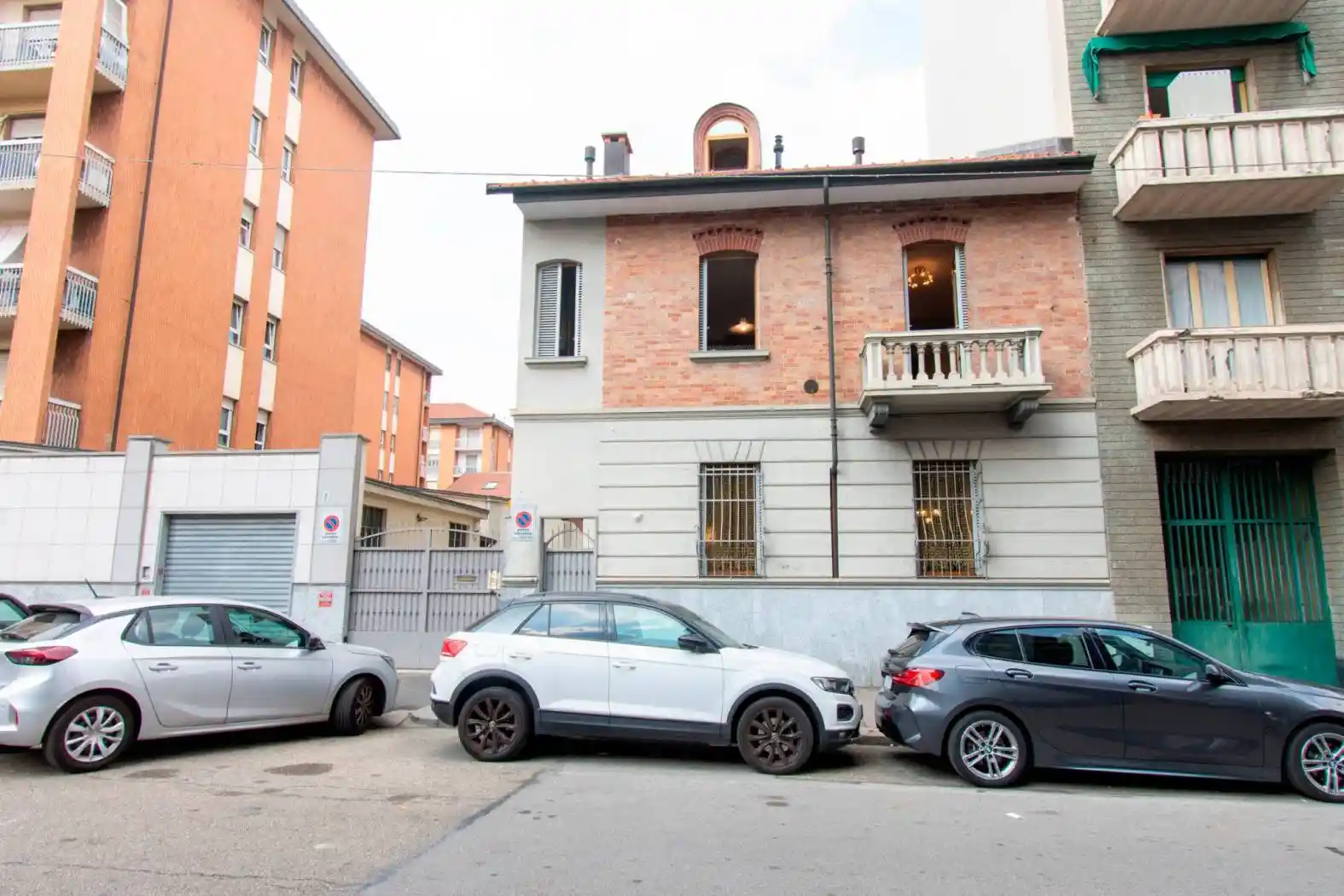 Palazzo - Edificio in vendita a Torino