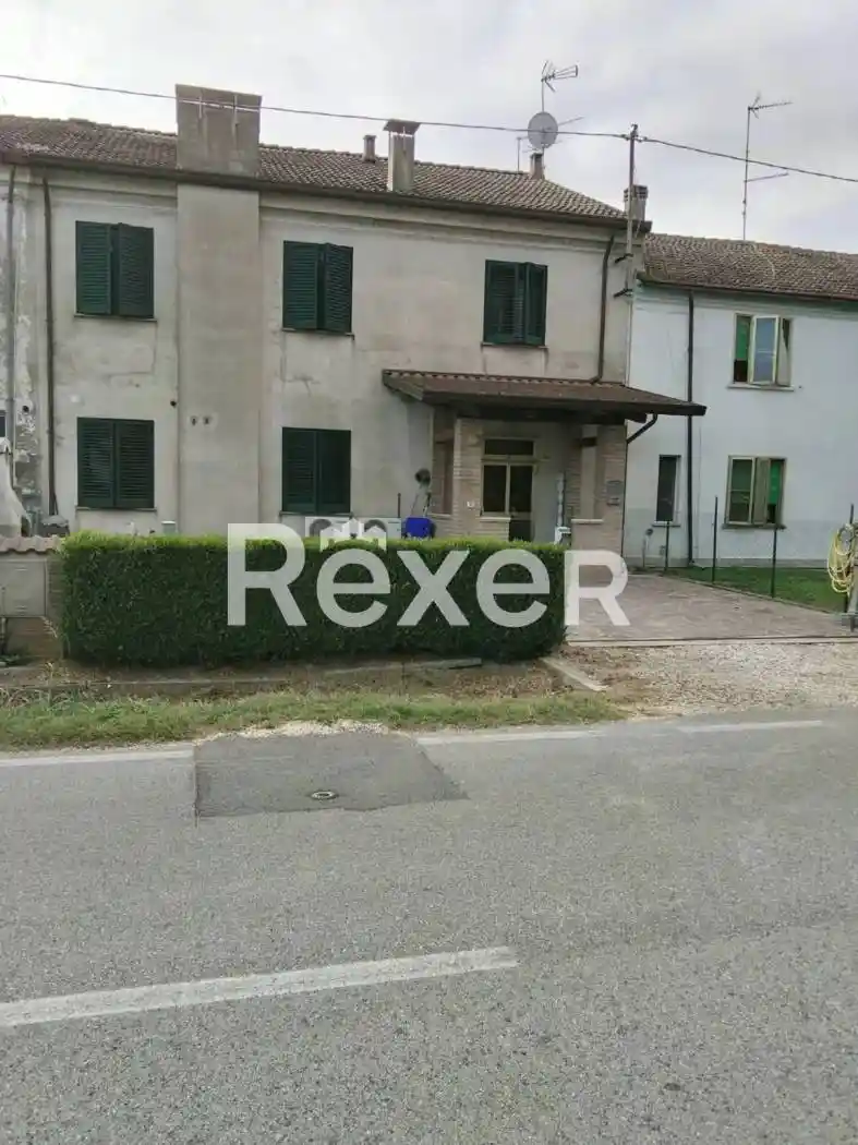 Casa indipendente in vendita a Riva del Po