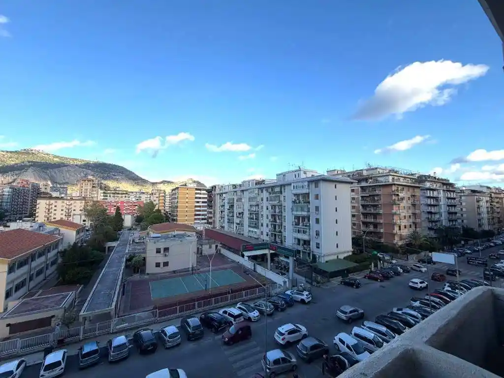 Appartamento in vendita a Palermo