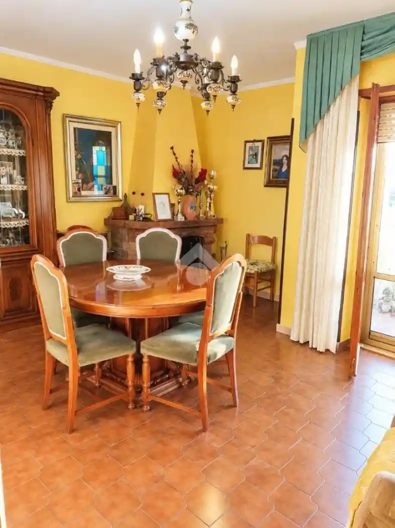 Appartamento in vendita a Olevano Romano