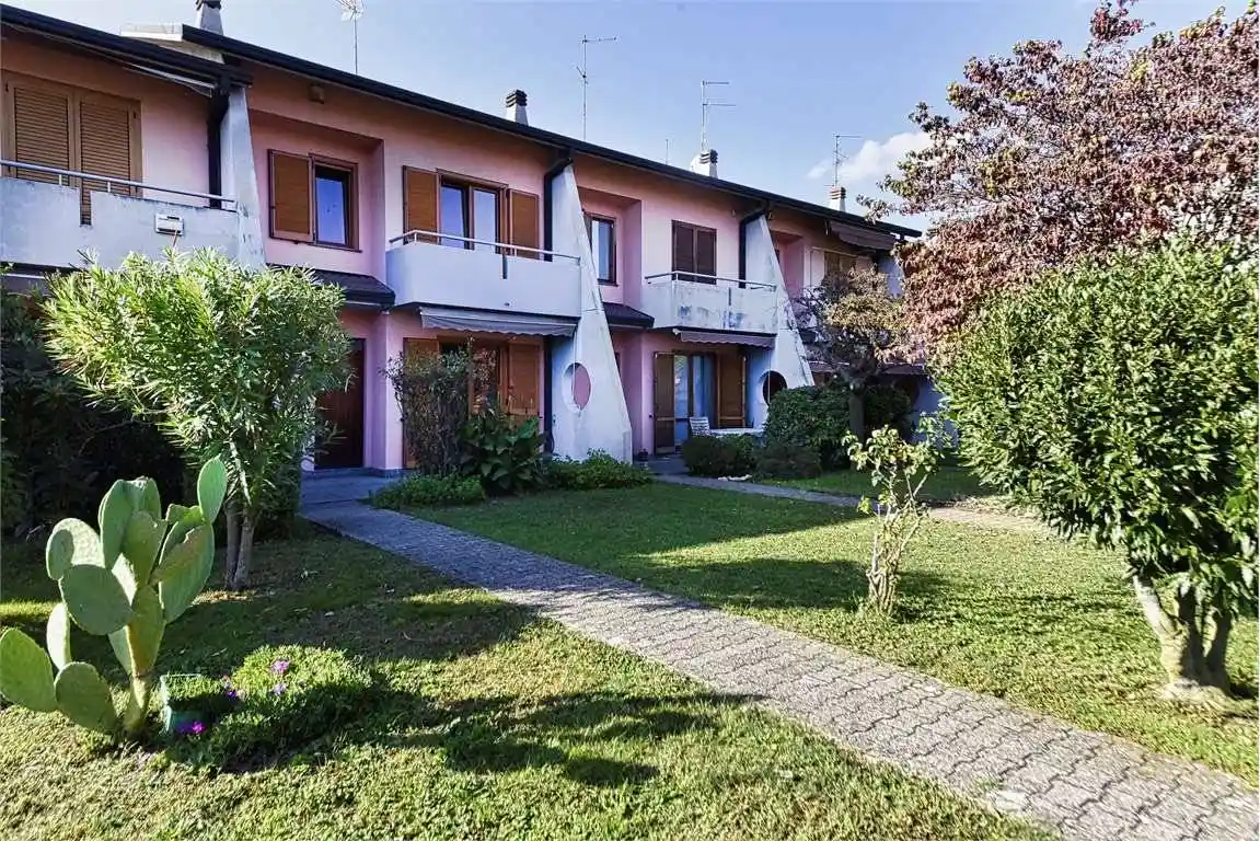 Appartamento in affitto a Cislago