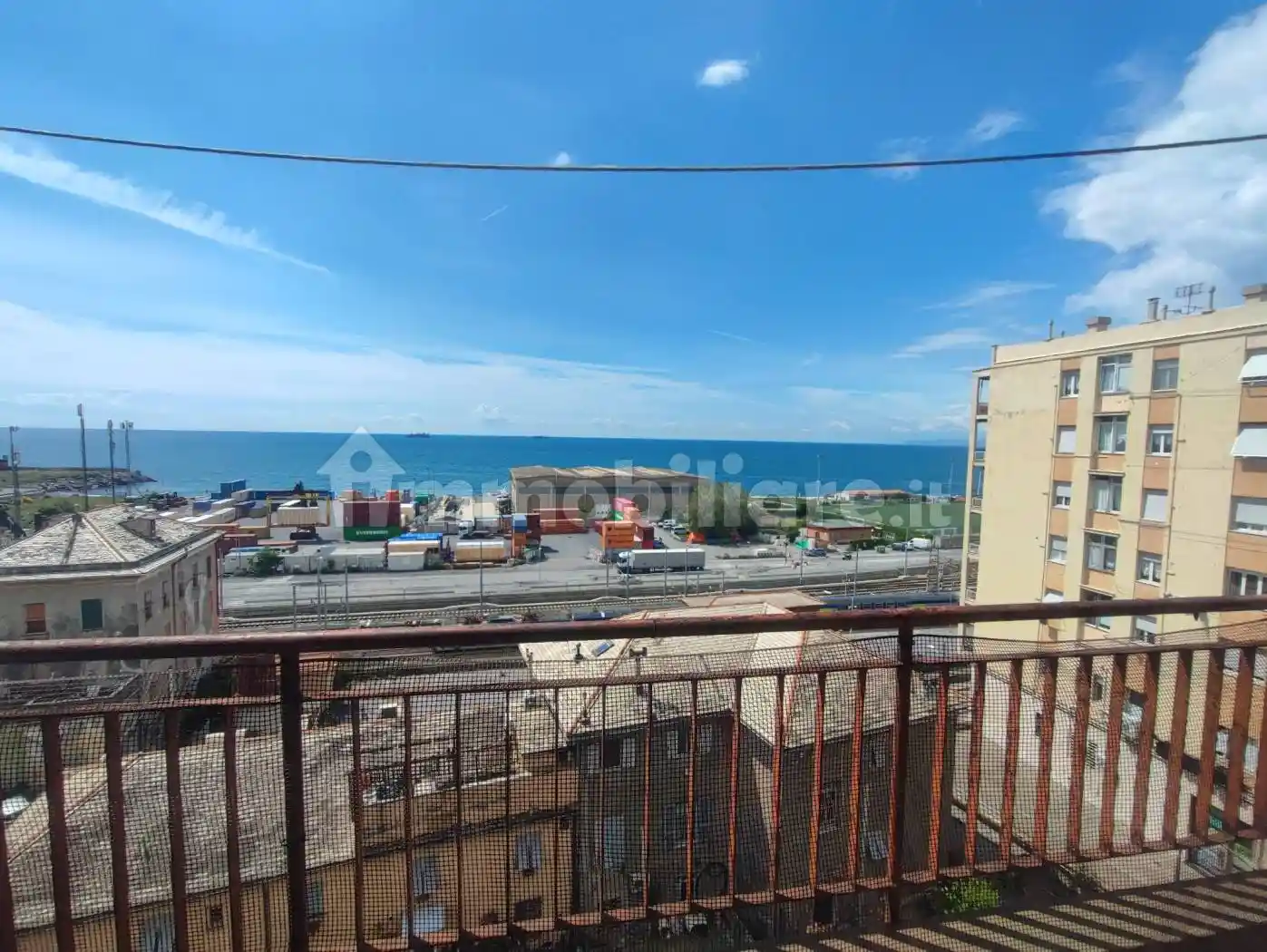 Appartamento in vendita a Genova