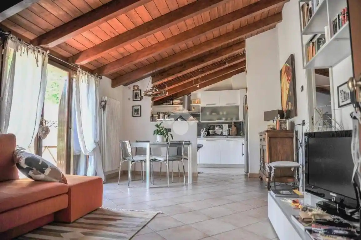 Appartamento in vendita a Monte San Pietro