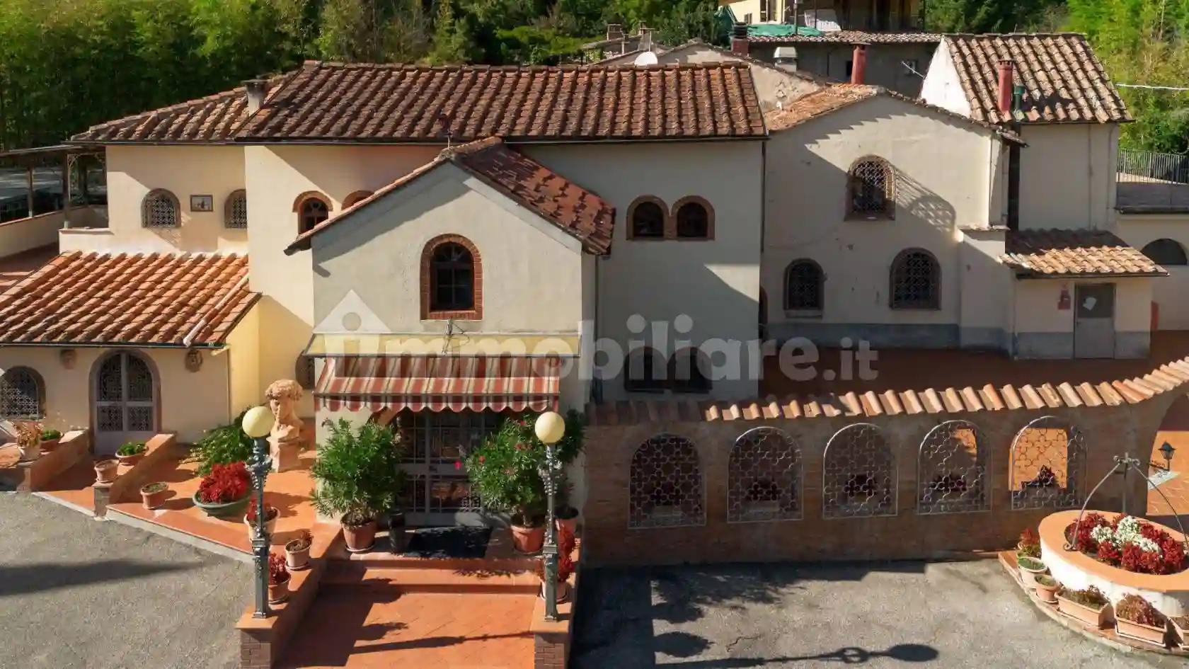 Palazzo - Edificio - foto 2