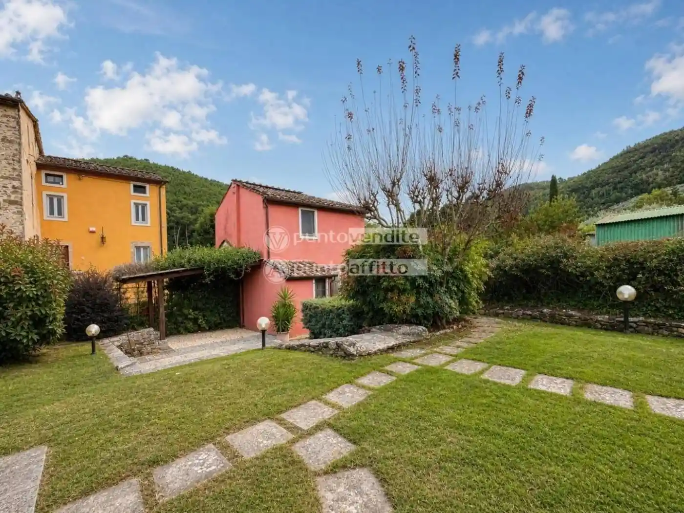 Rustico - Casale in vendita a Capannori