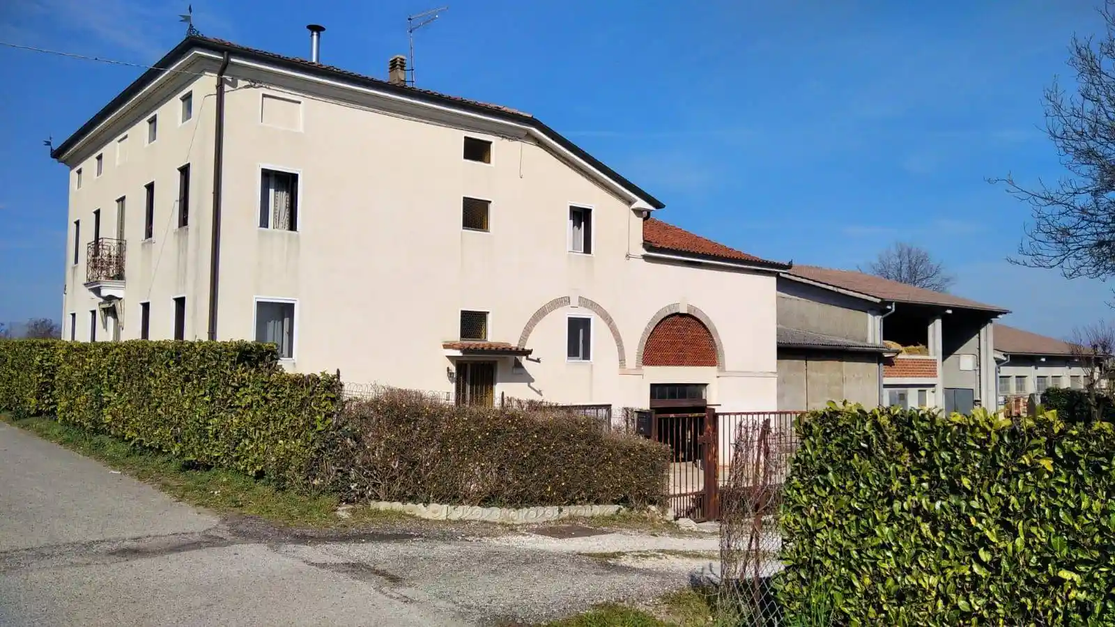 Rustico - Casale in vendita a Longare