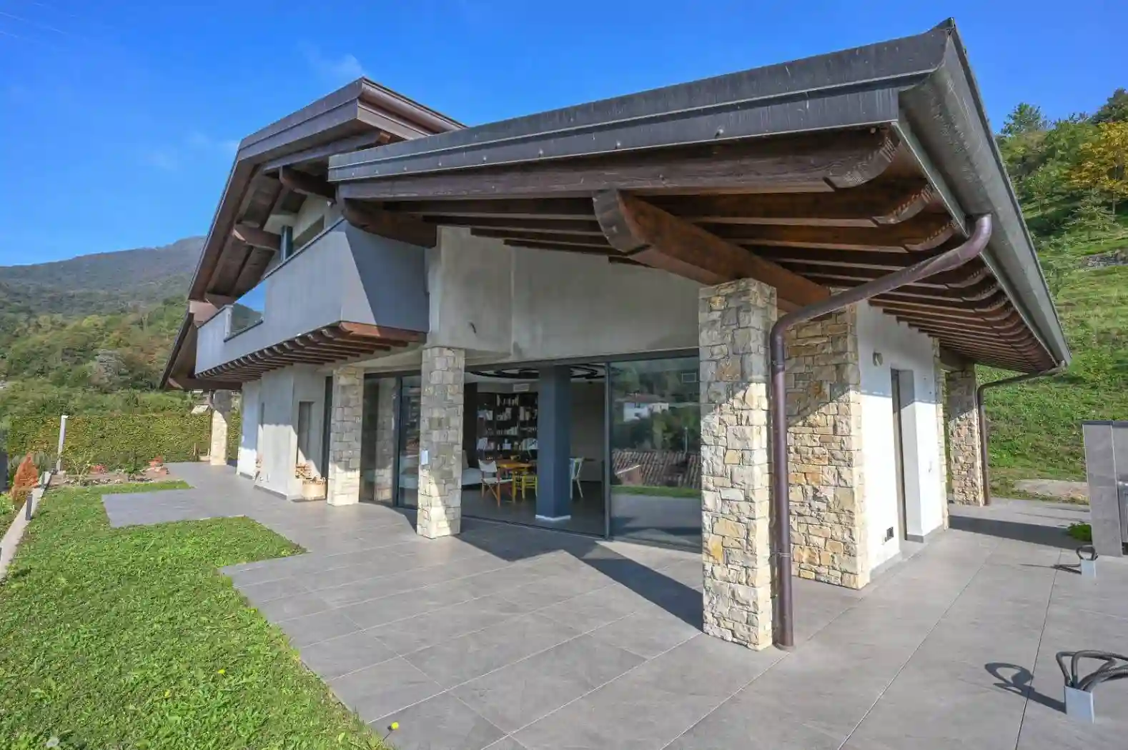 Villa - foto 2