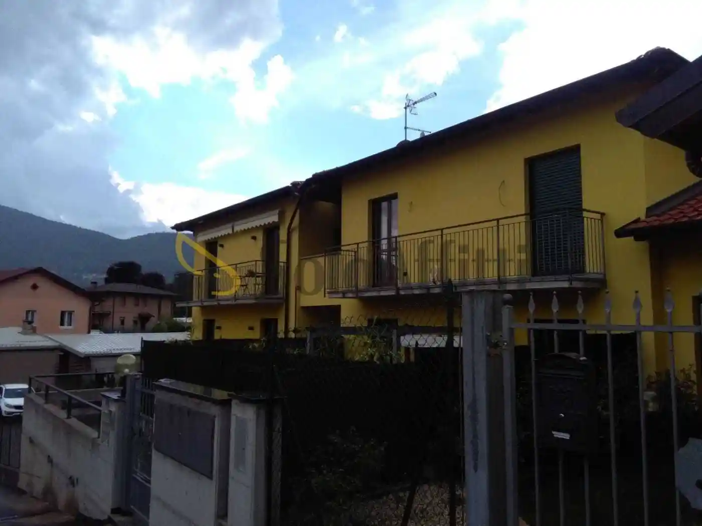 Appartamento in affitto a Besano