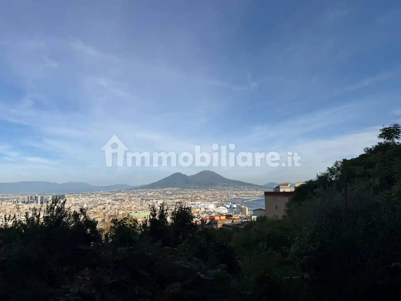 Appartamento in affitto a Napoli