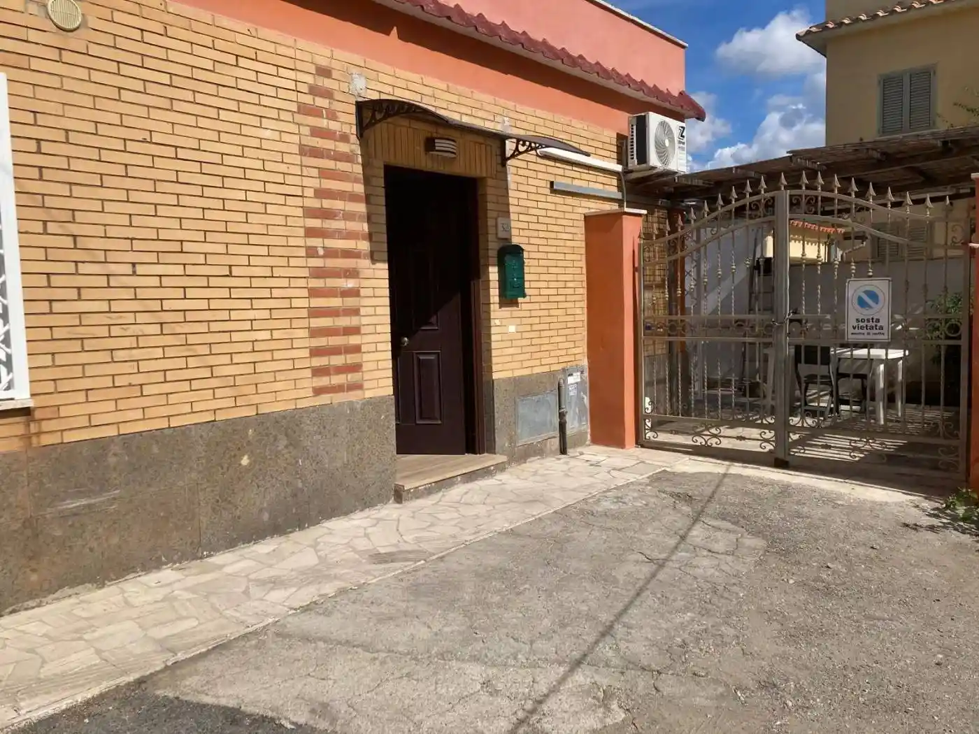 Villa in vendita a Pomezia