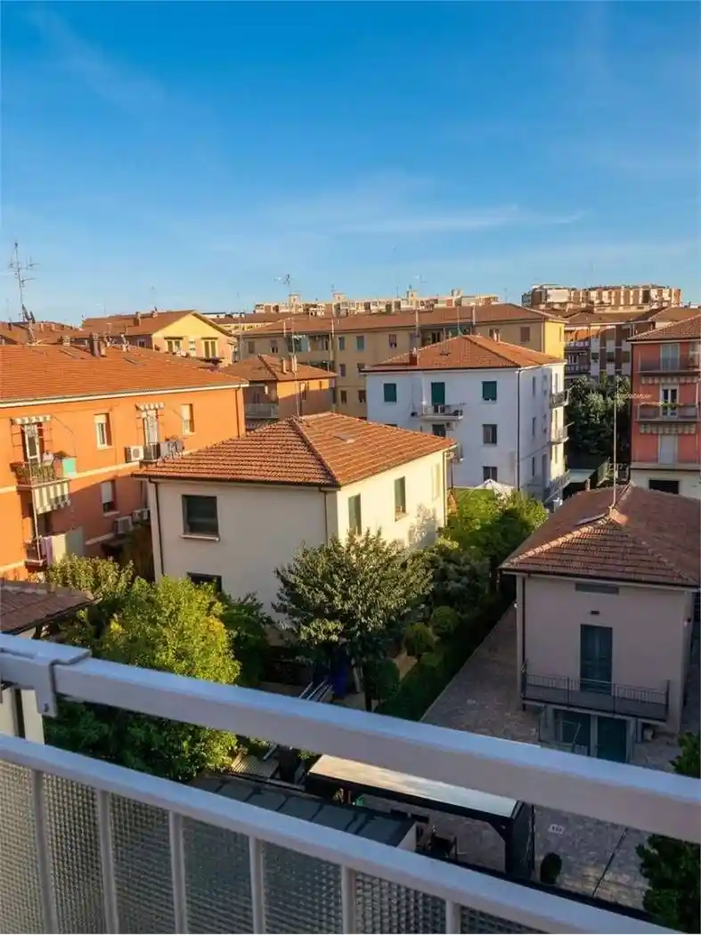Appartamento in vendita a Bologna