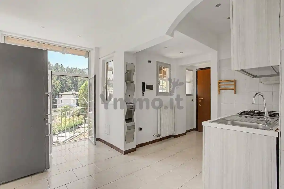 Appartamento in vendita a Lavena Ponte Tresa