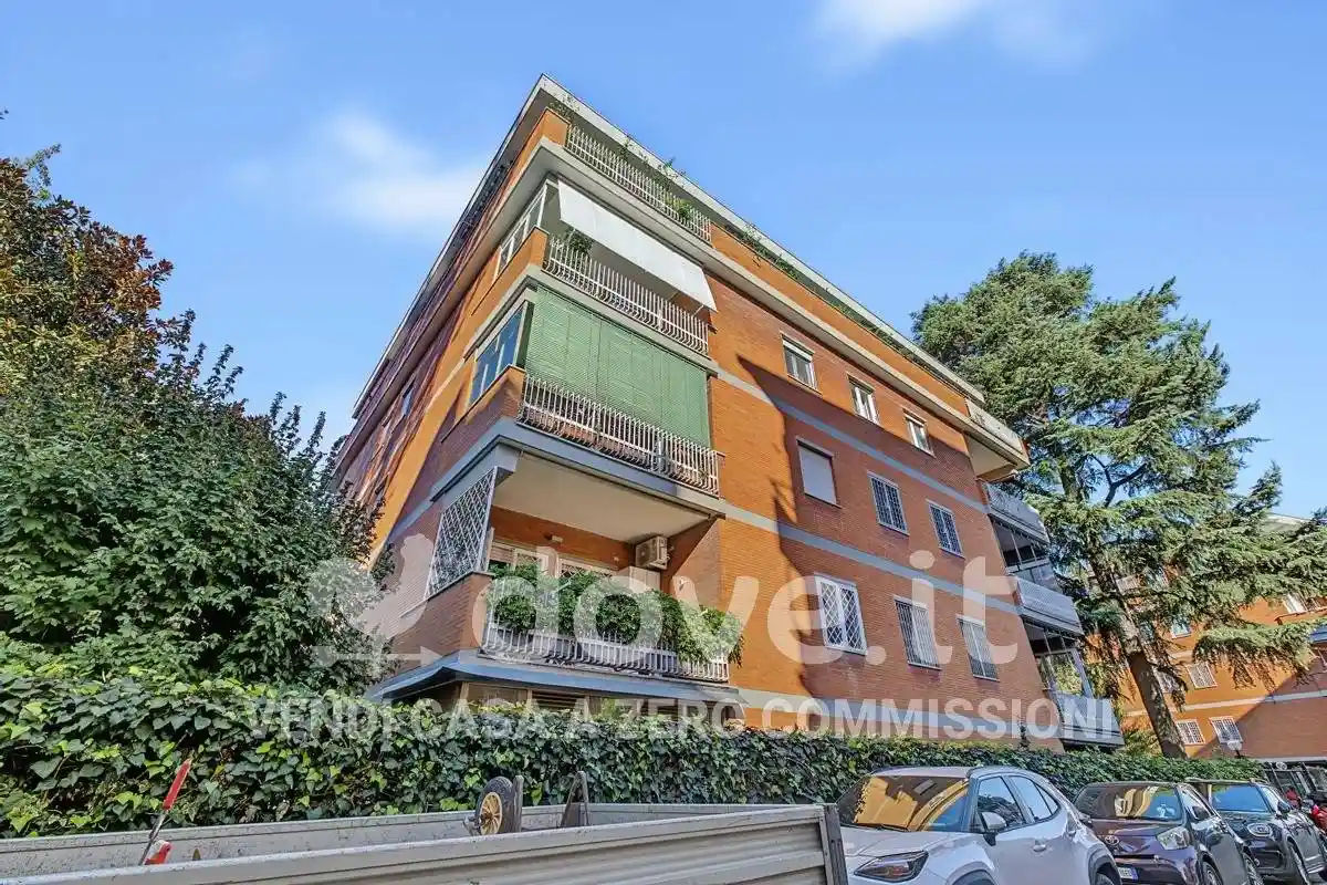 Appartamento in vendita a Roma
