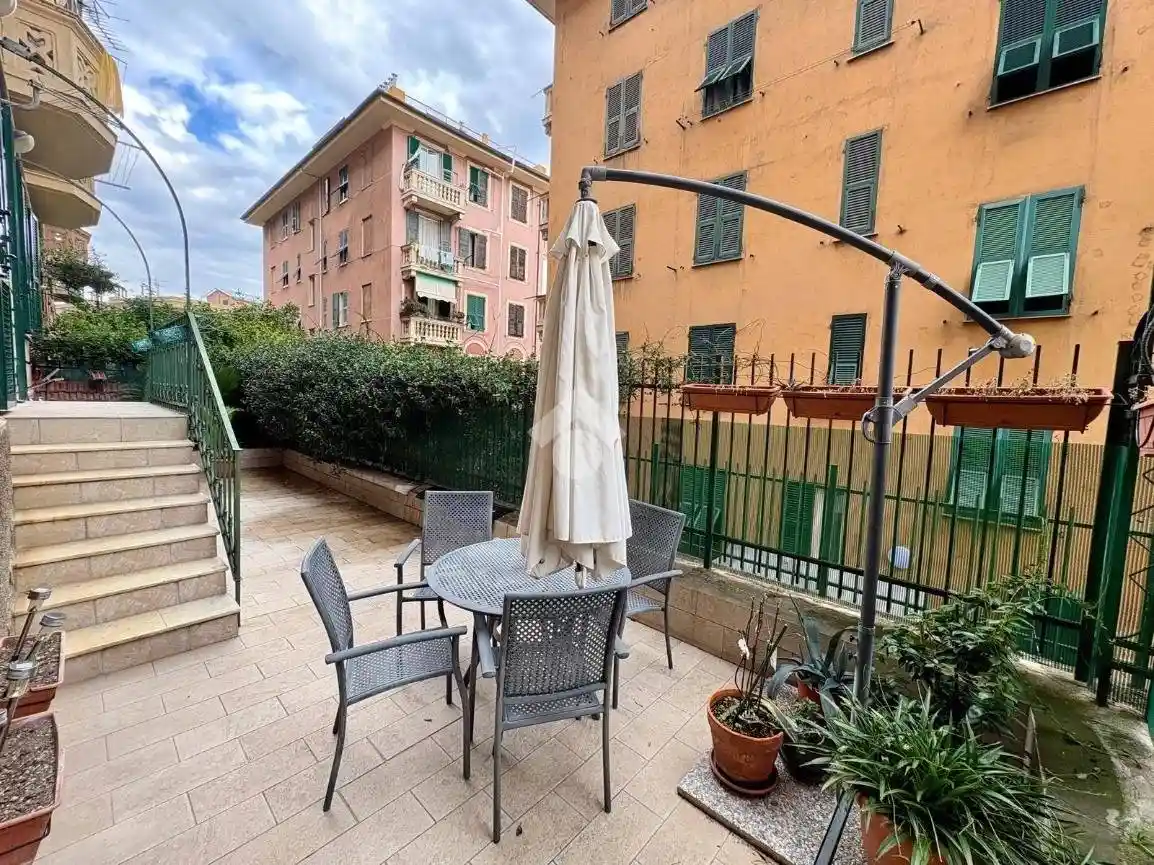 Appartamento in vendita a Genova