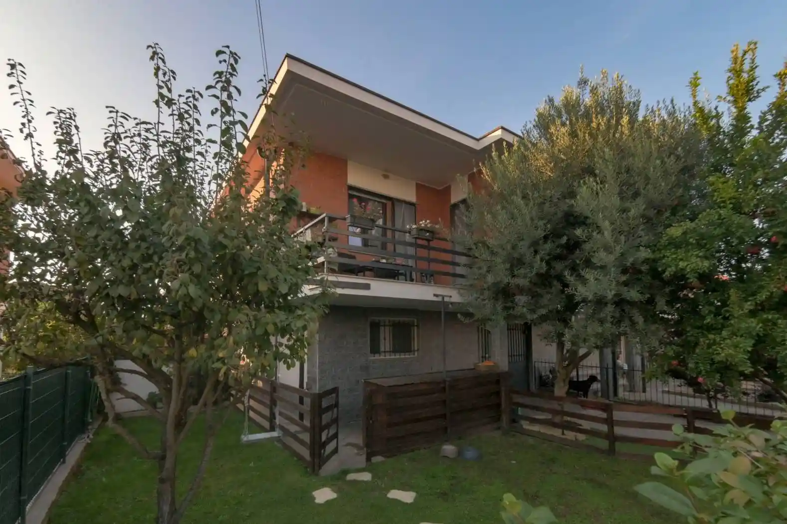 Villa in vendita a La Loggia