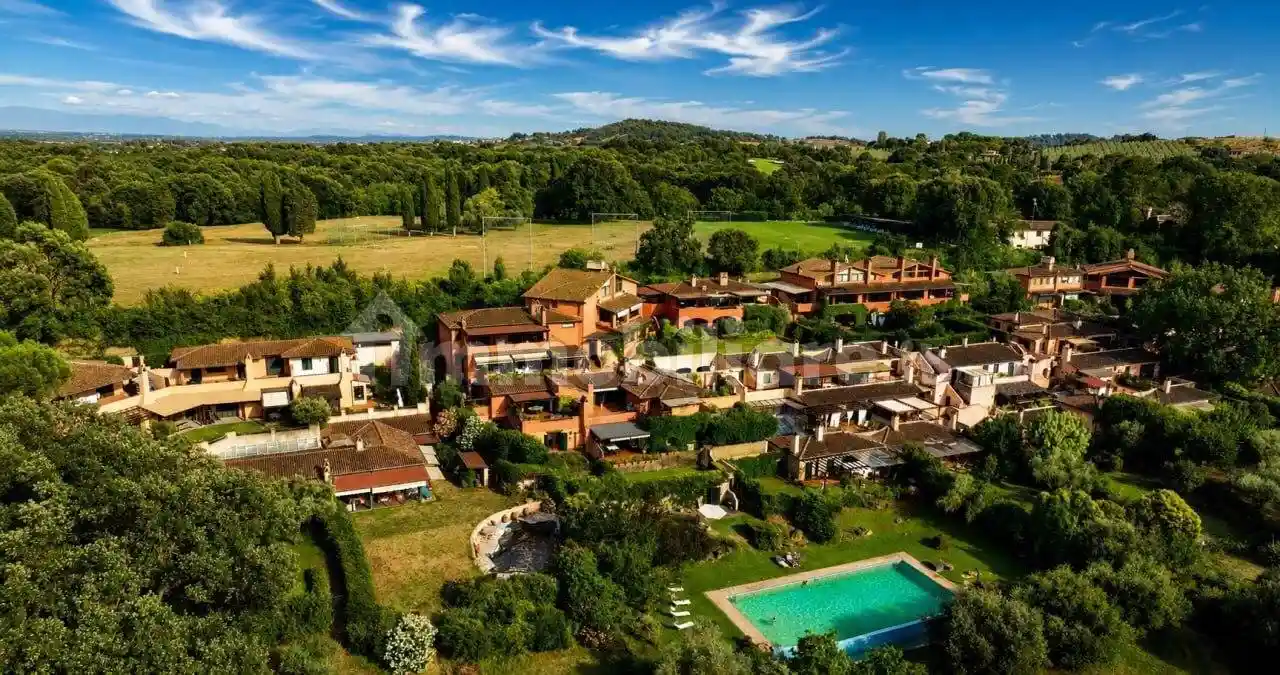 Villetta a schiera in vendita a Sutri