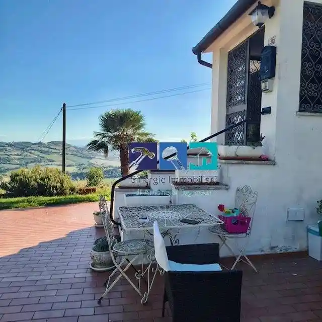 Rustico - Casale in vendita a Ancona